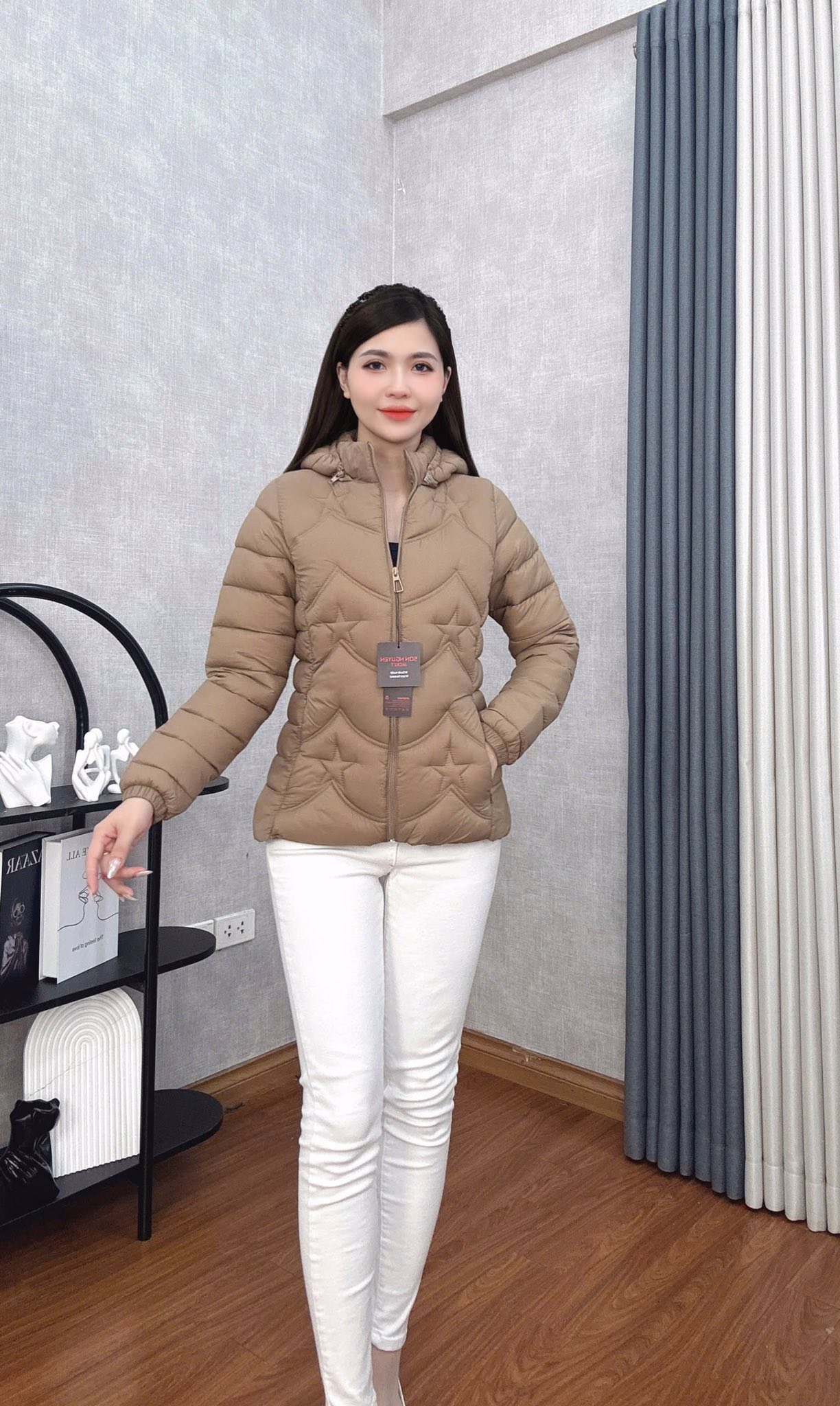 Áo khoác nữ – thanh lịch hiện đại